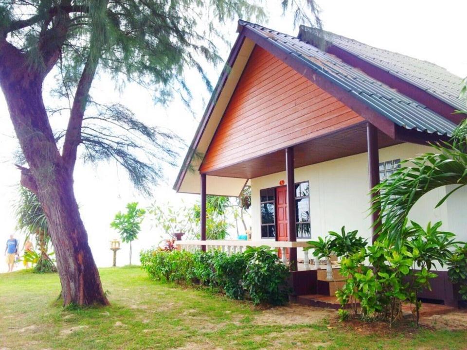 קו לנטה Klongdao Beach Resort מראה חיצוני תמונה